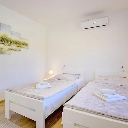 Buzdonka Villa Pula